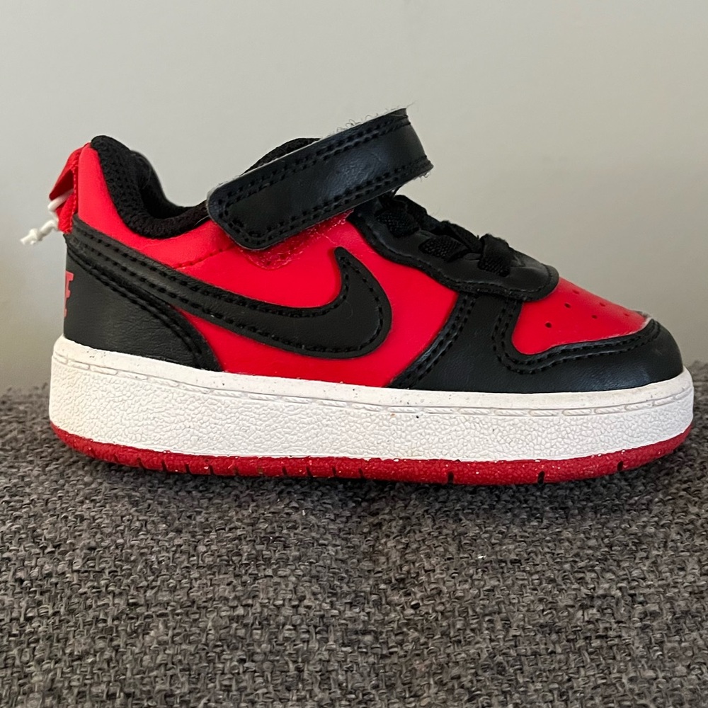 Nike Court Borough Low Bred Leather Sneakers Size 5C Shoes